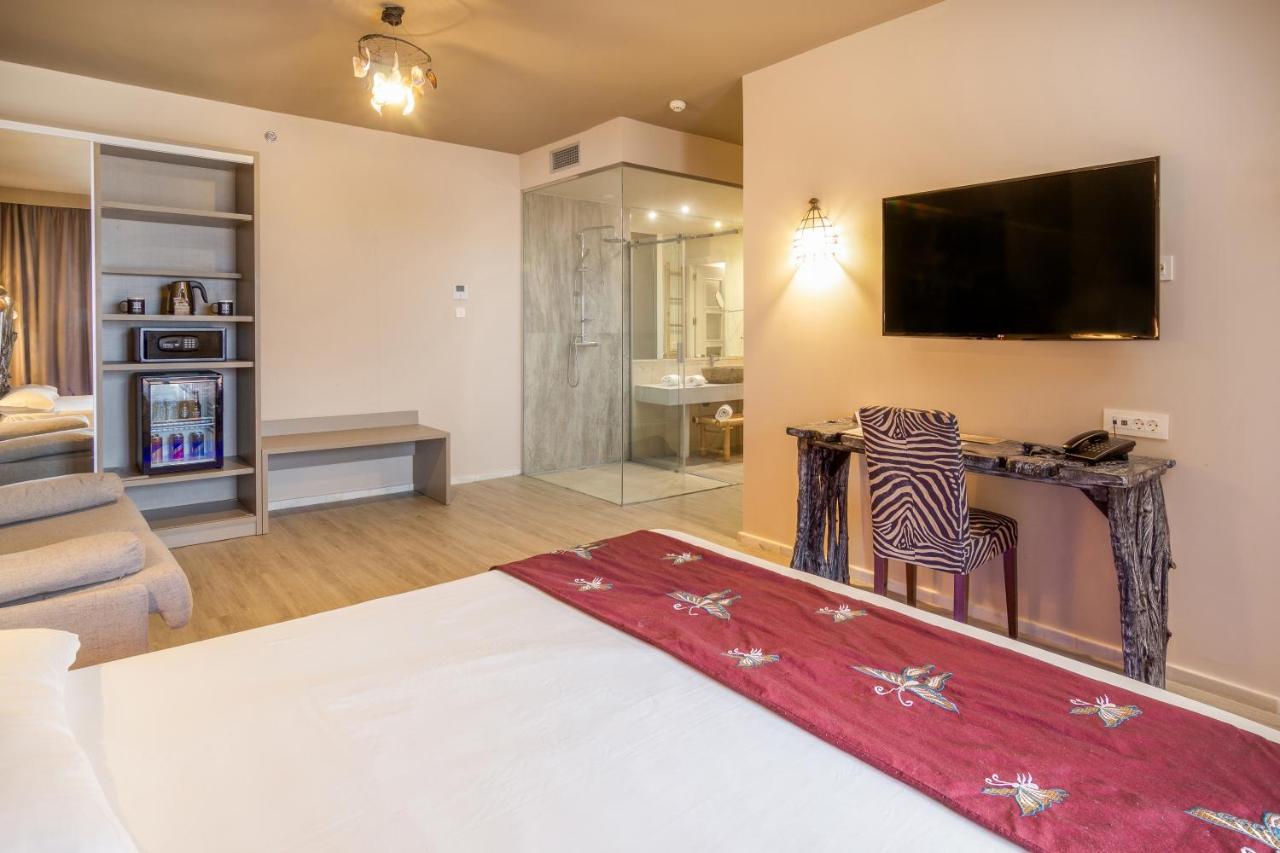 Lances By Qhotels