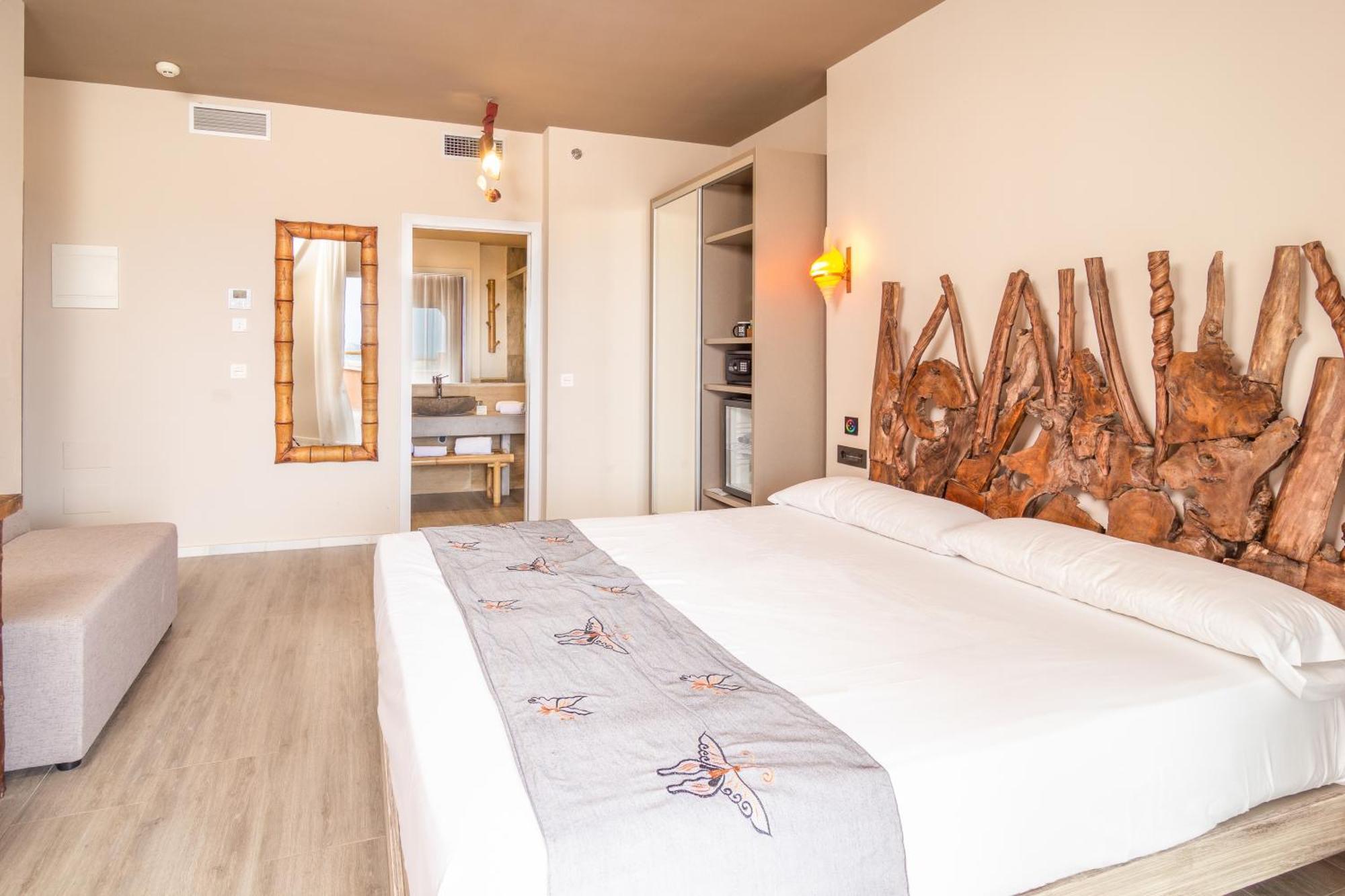 Lances By Qhotels