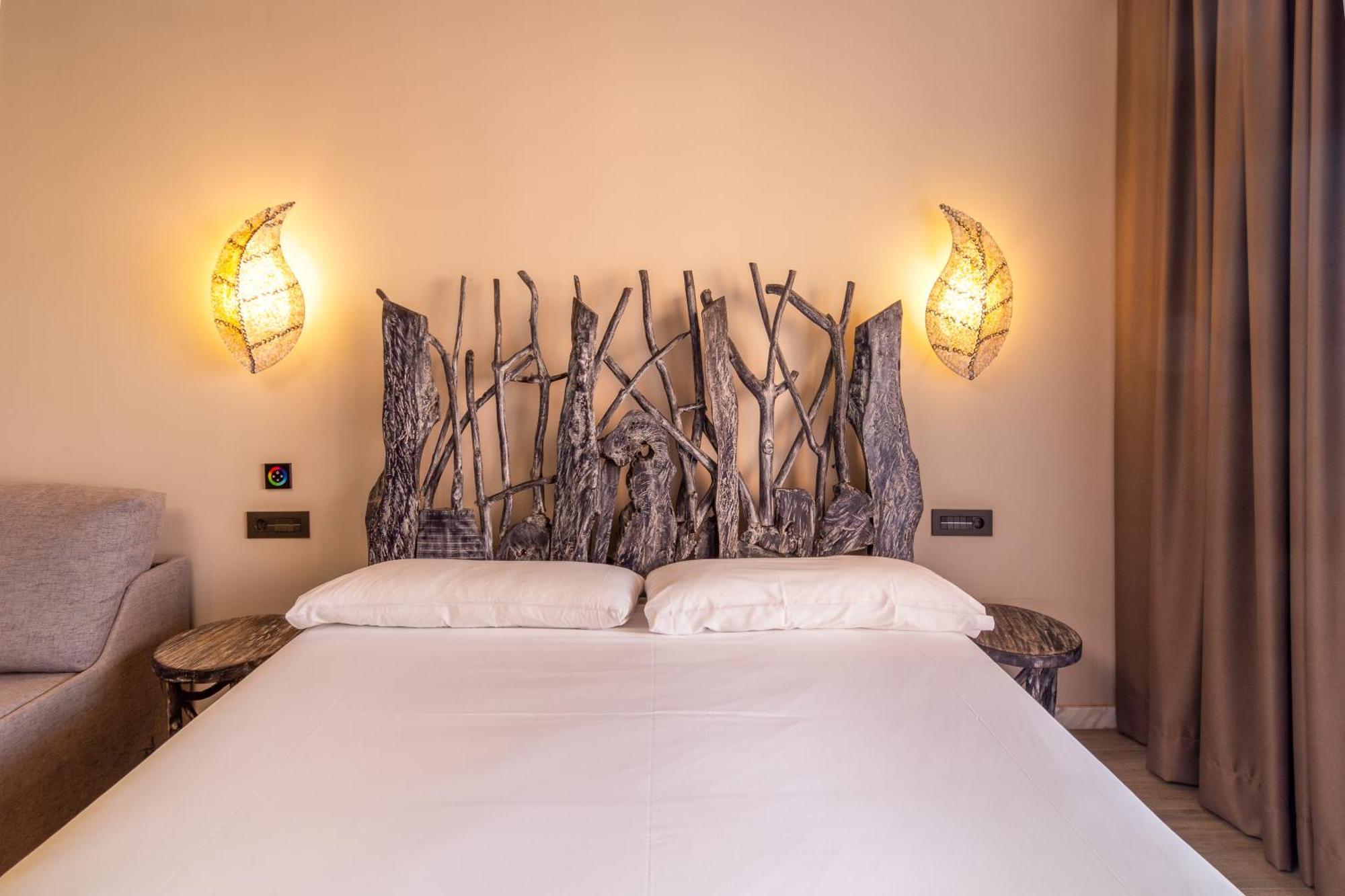 Lances By Qhotels