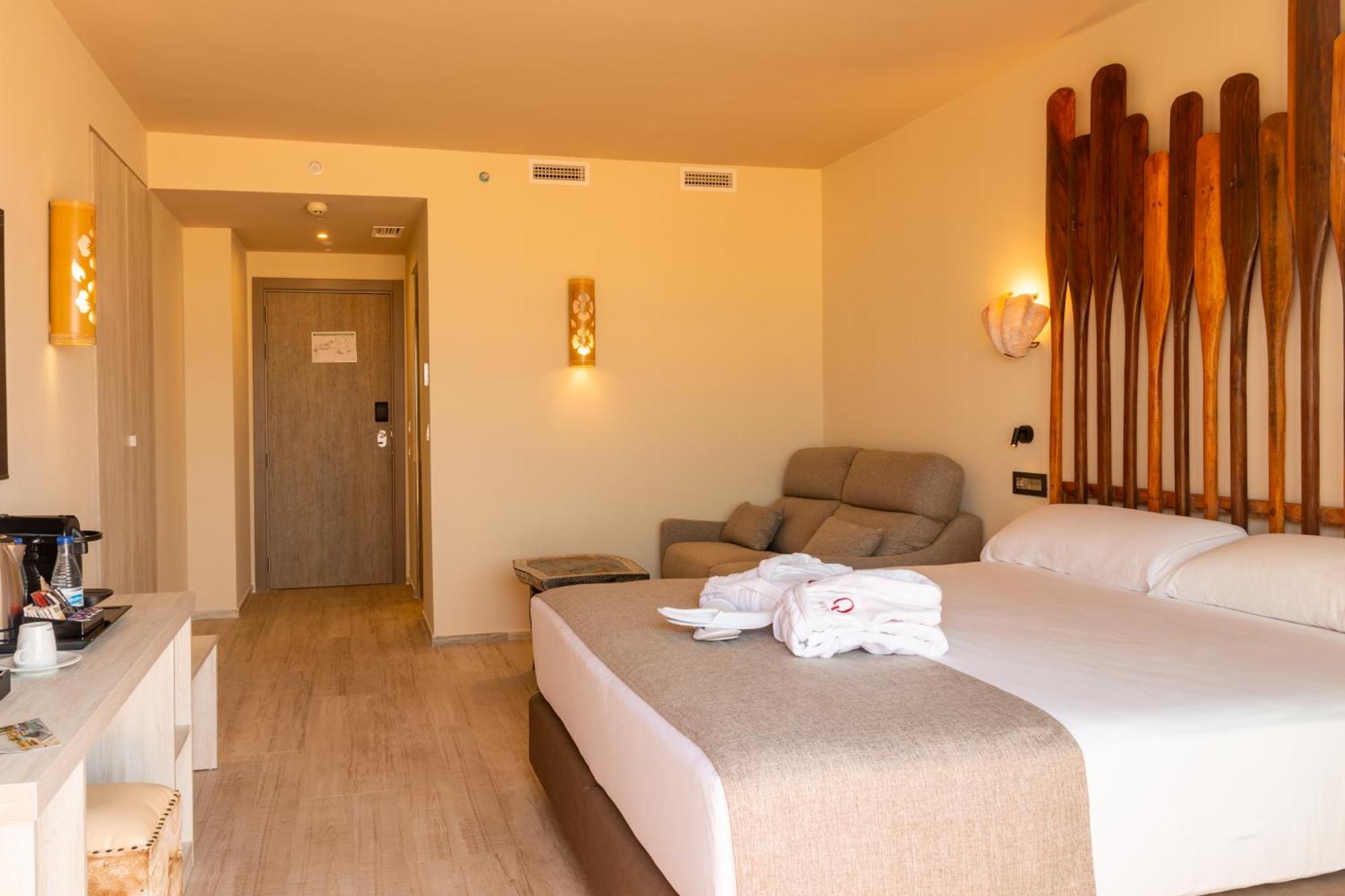 Lances By Qhotels Hotel